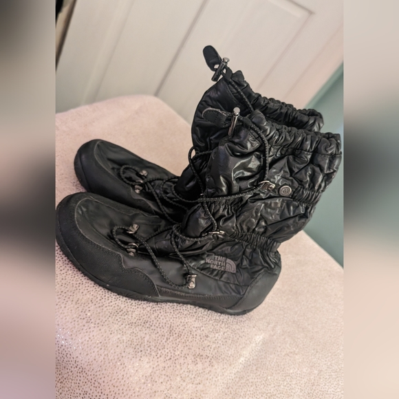 The North Face W6 Primaloft Icepick sole goose down Black Boots Snow Waterproof - Picture 2 of 7